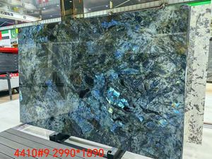 אריחי לברדוריט כחול מודרני מלוטש, לוח גדול בעובי 12 מ\\\"מ, עמיד, לסלון ומטבח בווילה, אחריות לשנה, עיצוב גרפי - Product Image 3