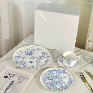 Lucky Star Bone China Mug et Assiette Couverts Set Creative Decal Design pour Steak Western Dish Dessert Home Couverts Décoratifs - Product Image 1