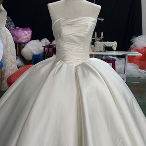 Vestido de Novia Jancember Hz036, Deslumbrante, Color Marfil, Sin Tirantes, Asimétrico, con Escote Diagonal, Minimalista, de Satén Duquesa - Product Image 5