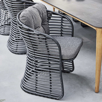 Ensemble de table basse en rotin tressé de luxe pour l'extérieur, trois pièces, avec structure en aluminium - Meubles de jardin et de parc confortables et écologiques