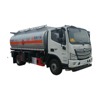 Véhicule de transport de marchandises dangereuses conforme aux normes, citerne à huile Futian de 8 mètres cubes