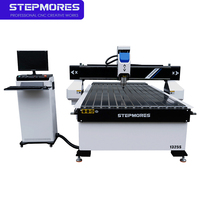 Machine de fraisage CNC professionnelle 3 axes 1300*2500mm pour le travail du bois, routeur CNC 1325 pour le bois en promotion directement de l'usine