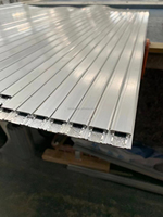 Bavette de protection flexible en aluminium pour rideaux, ignifuge, pour la protection ferroviaire, pour voies coulissantes accordéon ISO9001 CE
