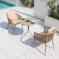 Fauteuil de salon d'extérieur en corde tressée beige avec coussin, structure métallique, pour terrasse, bord de piscine, jardin