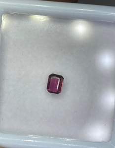 Turmalina Natural de Alta Demanda para Joyería o Usos Espirituales y Curativos, Disponible a Precio de Exportación - Product Image 2