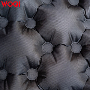 Matelas de camping gonflable Woqi 189x63x8cm noir, nylon 40D TPU, pompe manuelle, 1 personne, imperméable - Product Image 3