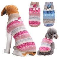 Pull pour chien élégant et luxueux en tricot d'hiver avec nœud papillon et clochette tridimensionnelle pour amis à fourrure