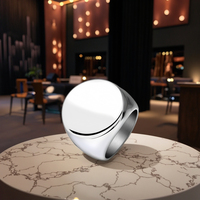 Novi rassine Großhandel Modern Tarnish Free Jewelry Benutzer definierte Edelstahl Name Ring Mode Blank Siegel 18 Karat vergoldet Graviert