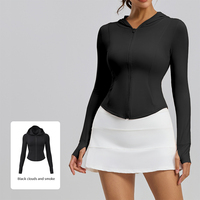 Veste courte à manches longues pour femme, personnalisable, protection UV, décontractée, à capuche, zippée, coupe ajustée, idéale pour le yoga et les activités de plein air estivales.