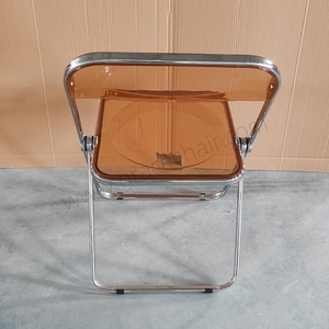 Silla de Comedor Plegable de Plástico Transparente Portátil al por Mayor para Interiores y Exteriores, Asiento y Respaldo de Acrílico Transparente, Patas de Metal - Product Image 4