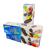 Groothandel Aziatische zoete rolletjes 95g Aardbei & Matcha & Vijgen smaak Dunne & knapperige sandwichkoekjes in doos