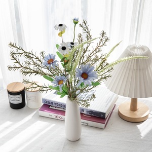 Bouquet de fleurs artificielles Camélia en tissu tissé plastique pour décoration intérieure et accessoires de mariage CF01252 - Product Image 1