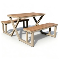 Ensembles de Jardin Extérieurs Modernes : Tables et Chaises Connectées, Imperméables, Anti-UV, Durables en Fer, Plastique et Bois pour Usage Domestique et Commercial