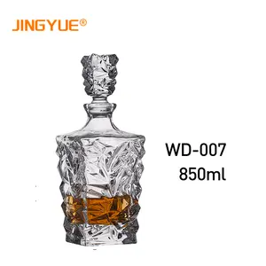 Custom Logo Wholesale Scotch Whiskey Decanter Bottle 25oz Crystal Glass Square Wine Liquor Cocktail Whisky Decanter In Gift Box