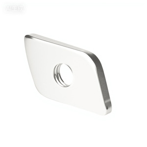 Tuerca en Forma de Diamante FF M5 M6, Zincada, Grado B, Nivel 4.8, Hierro para Equipos de Comunicación - Product Image 1