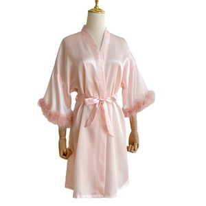 Robe de nuit kimono en satin personnalisée avec logo pour femmes, vêtements de nuit pour femmes, robe de mariée de luxe, robe longue pour demoiselles d'honneur, robes de matinée pour femmes - Product Image 1