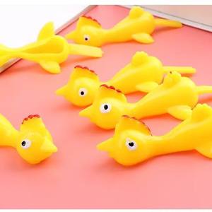 フライングおもちゃスリングショットチキンフリック - Product Image 2