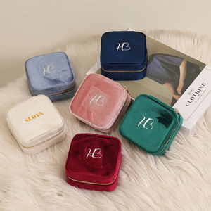 Estuche de Viaje de Terciopelo Personalizado al por Mayor para Joyas, Caja Portátil Elegante para Guardar Anillos, Pendientes y Collares - Product Image 1