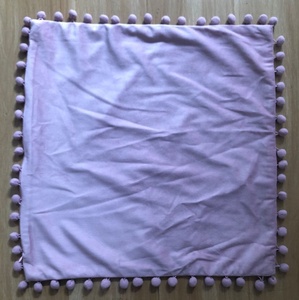 Housse de <span class=keywords><strong>coussin</strong></span> en velours doux de luxe <span class=keywords><strong>coussin</strong></span> décoratif rose avec boule de garniture oreiller élégant - Product Image 1
