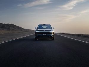 SUV汽车厂家直销华为阿维塔M9纯电超90-110kWh 5座201-300公里NEDC续航150-200kW电机 - Product Image 3