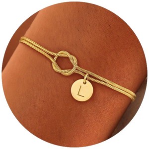 14K Vergulde Liefde Knoop 26 Letters Koperen Vergulde Eerste Armband Gepersonaliseerde Paar Sieraden Cadeau Voor Vrouwen Bruidsmeisjes - Product Image 5