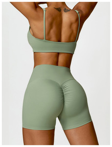 En Gros Ensemble <span class=keywords><strong>de</strong></span> <span class=keywords><strong>Sport</strong></span> 4 Pièces <span class=keywords><strong>pour</strong></span> Femmes, Vêtements <span class=keywords><strong>de</strong></span> <span class=keywords><strong>Sport</strong></span> Gym Fitness Course Yoga Survêtement - Product Image 3