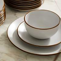 Ensemble de vaisselle en porcelaine blanche mate minimaliste nordique EKA, ensemble de 4 bols et assiettes en céramique avec bord brun, vaisselle moderne