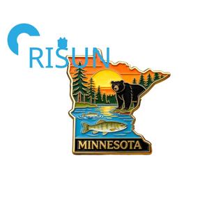 Broche aimantée personnalisée en gros, carte du Minnesota avec drapeau de l'État, souvenir de voyage, cadeau, badge de revers - Product Image 4