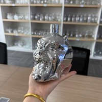 Bouteilles d'eau de football de luxe haut de gamme, bouteille en verre créative, bouteille de vodka personnalisée, verre coloré, bouteille de football 700 ml