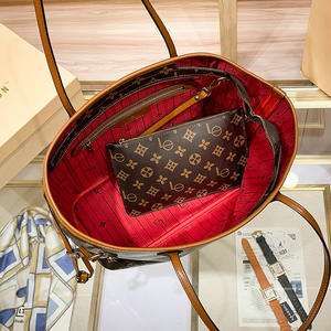 Sac à main mini pour femme, motif crocodile, grande capacité, design Louie, bandoulière, tendance, doublure en PU, sacs Viouttonning - Product Image 5