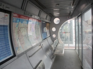 Pensilina per Autobus Intelligente con Aria Condizionata, Stazione Chiusa con Pannello Pubblicitario Luminoso per Esterni a Dubai, Emirati Arabi Uniti - Product Image 6