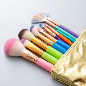 Juego de 10 Brochas de Maquillaje Kabuki Clásicas al por Mayor, Mango de Plástico, Pelo Sintético, Brochas de Viaje para Ojos y Rostro, Económicas - Product Image 3