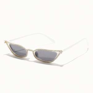 Nouveautés 2020, lunettes de soleil vintage UV400 pour femmes, monture petite, lunettes de soleil œil de chat avec strass - Product Image 5