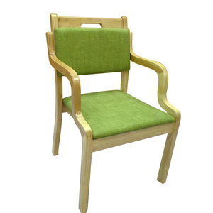Chaise de salle à manger en bois massif avec assise et accoudoirs rembourrés verts pour personnes âgées - Product Image 1