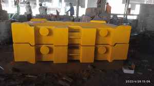 Contrapeso de hierro fundido OEM de 10MT para aplicaciones de grúas móviles Liebherr Equilibrio de equipos pesados - Product Image 2