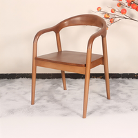 Chaise de salle à manger simple en bois massif de style nordique pour restaurant et salle à manger décontractée