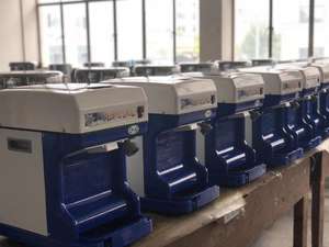 Máquina Comercial de Sorvete Elétrico com Certificação CE, Fabricante Automático de Cone de Neve - Product Image 5