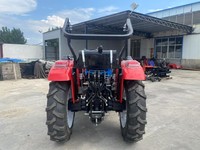 Tracteur agricole diesel multifonctionnel haute performance 50 CV 4x4 avec benne de chargement