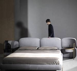 Camera da letto moderna set letto grande testiera in pelle con comodino design italiano letto matrimoniale king size - Product Image 5