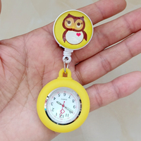 Montre de poche rétractable en silicone avec motif de hibou mignon, pour infirmière, médecin, cadeau médical, badge rétractable, clip, horloge à quartz