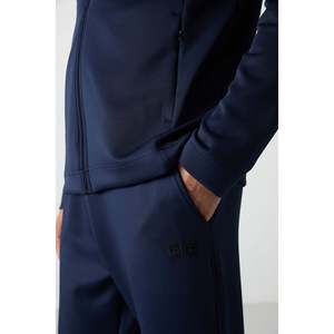 Conjunto Deportivo para Hombre de Tela Indigo Scuba, Casual, de Secado Rápido, Talla M para Adultos - Product Image 5