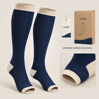 Chaussettes de compression personnalisées à bout ouvert, en tricot de nylon et élasthanne, couleur écru marine, avec support du mollet et ajustement du bout du pied, gradation de taille