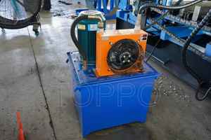 Ancho ajustable <span class=keywords><strong>CE</strong></span>/ISO certificado 30 M/min <span class=keywords><strong>C</strong></span> Z <span class=keywords><strong>Purlin</strong></span> máquina <span class=keywords><strong>C</strong></span> Z U canal de acero máquina formadora de rollos para techo - Product Image 6