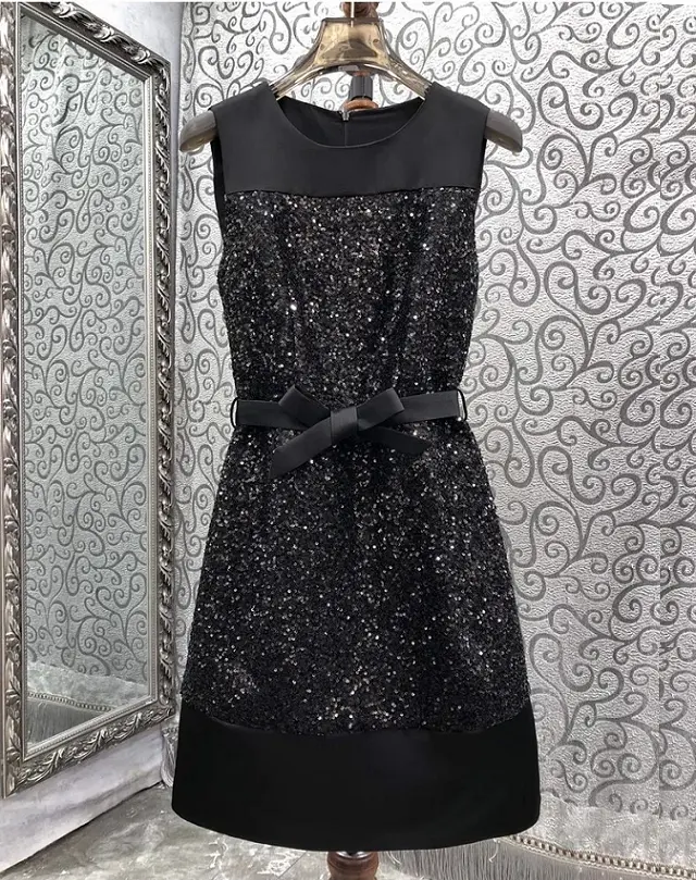 Sequined Dress 2024 Spring Summer Party Event Women Belt Deco Straight Elegant Party Club Dress Lady Short Dress Sexy Above Knee