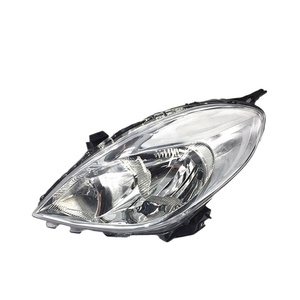 <span class=keywords><strong>Nissan</strong></span> <span class=keywords><strong>Sunny</strong></span> 2011 2012 Hatchback için 26015-3AW0B 260260aw0b far ön lamba kafa lambası - Product Image 1