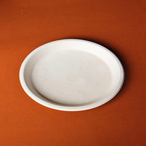 Assiette ronde écologique en bagasse naturelle de 11 pouces, fabriquée à partir de fibres de canne à sucre, pour la restauration et l'emballage durable. - Product Image 3