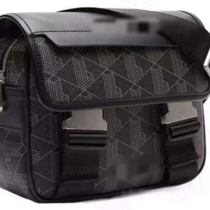 Sac à bandoulière pour homme de haute qualité avec logo de marque et fonction de messagerie - Product Image 6
