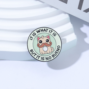 Spilla in smalto divertente <span class=keywords><strong>con</strong></span> gatto barbuto e baffo, <span class=keywords><strong>con</strong></span> l'effetto di 'Il IT è quello che è, ma il IT non va bene', regalo di gioielleria per amici - Product Image 2