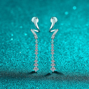 <strong>Wholesale</strong> Tassels Iced Out D Color Moissanite Earrings 925 Sterling Silver 0.63Carat Moissanite Drop Earrings for Women Wedding - Product Image 2