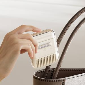 Outils de beauté pour femmes 6 en 1, <span class=keywords><strong>rasoir</strong></span> à <span class=keywords><strong>cheveux</strong></span>, peigne de <span class=keywords><strong>coupe</strong></span>, outils de <span class=keywords><strong>coupe</strong></span> manuels double face, peignes de <span class=keywords><strong>coupe</strong></span> personnalisés avec logo - Product Image 5